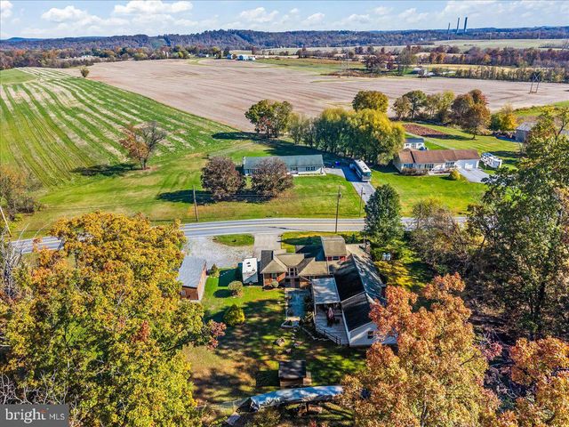 265 CONEWAGO CREEK RD, Manchester, PA 17345