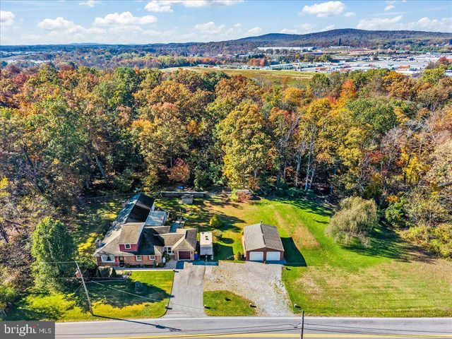 265 CONEWAGO CREEK RD, Manchester, PA 17345