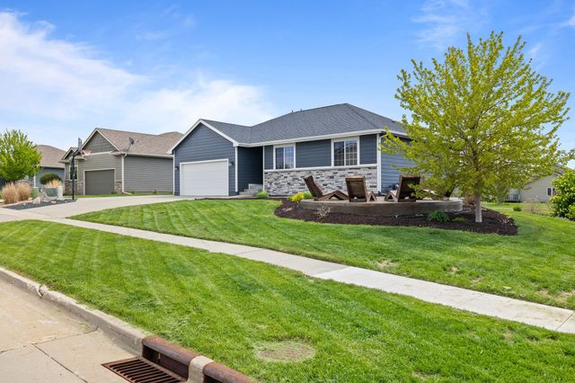 1803 NE Oak Drive, Ankeny, IA 50021