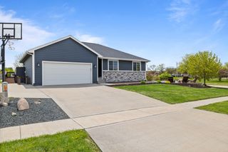 1803 NE Oak Drive, Ankeny, IA 50021
