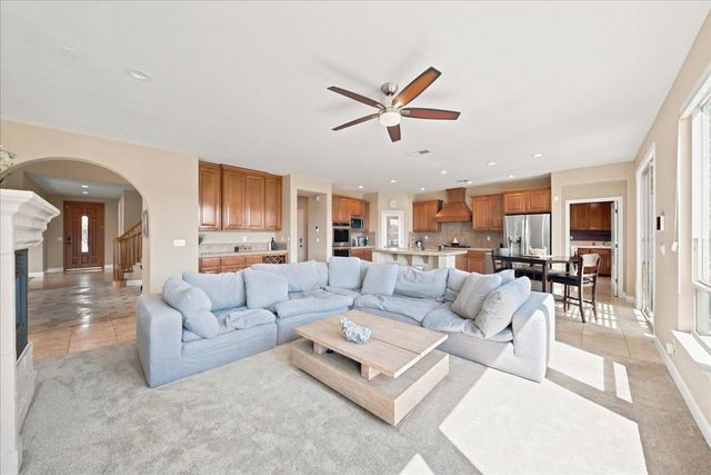 3681 Black Oak Dr, Rocklin, CA 95765
