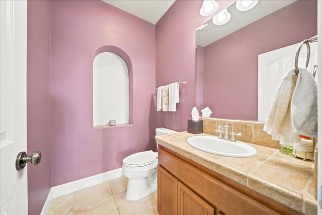 3681 Black Oak Dr, Rocklin, CA 95765