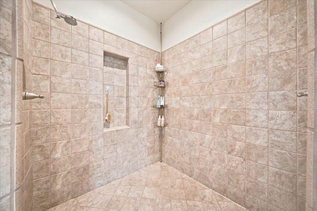 3681 Black Oak Dr, Rocklin, CA 95765