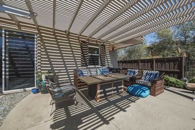 3681 Black Oak Dr, Rocklin, CA 95765