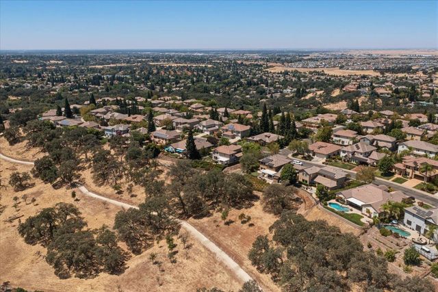 3681 Black Oak Dr, Rocklin, CA 95765