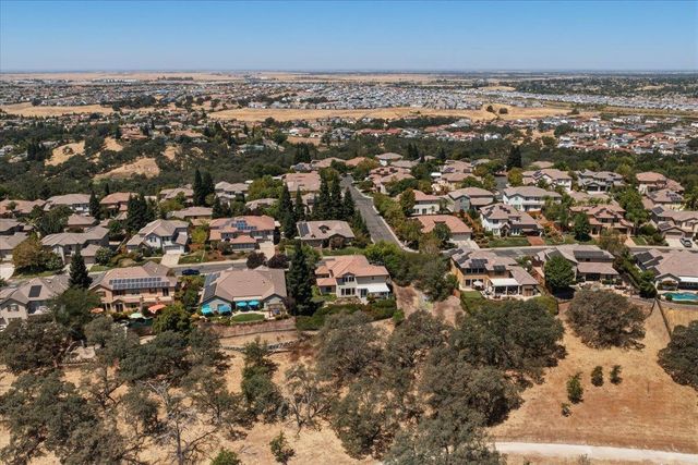3681 Black Oak Dr, Rocklin, CA 95765