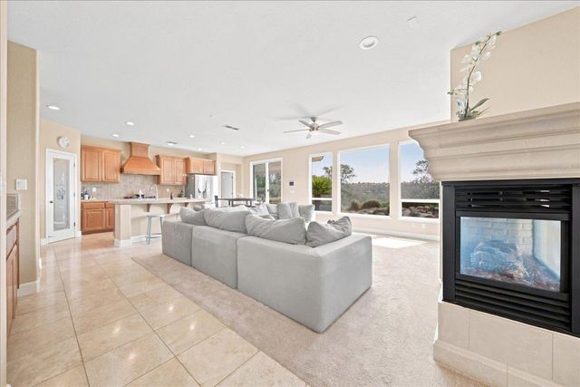 3681 Black Oak Dr, Rocklin, CA 95765