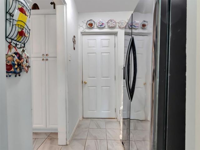 905 Bartlett Road, Katy, TX 77493