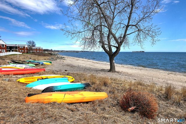 65 East Broadway B, Milford, CT 06460