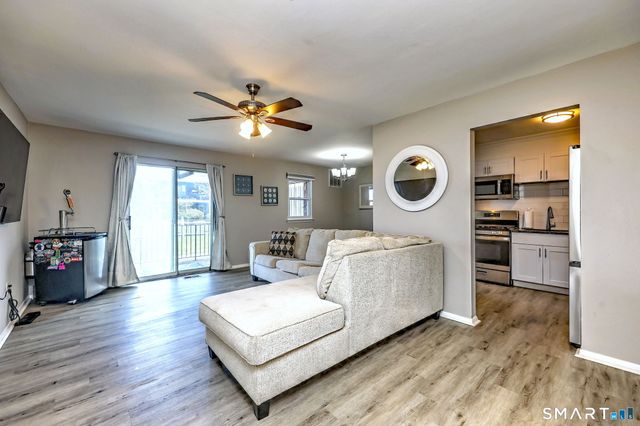 65 East Broadway B, Milford, CT 06460