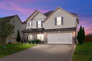 1265 Winterset Dr, Clarksville, TN 37040