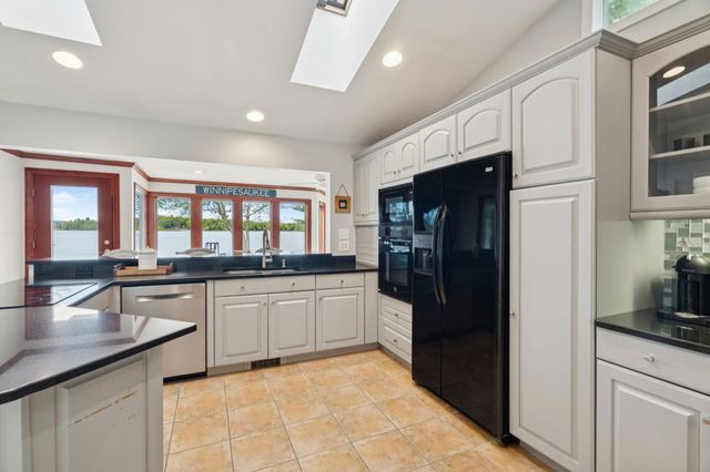 122 Pipers Point, Alton, NH 03809