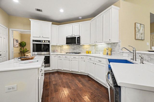 8125 Skyridge Drive, Plano, TX 75025