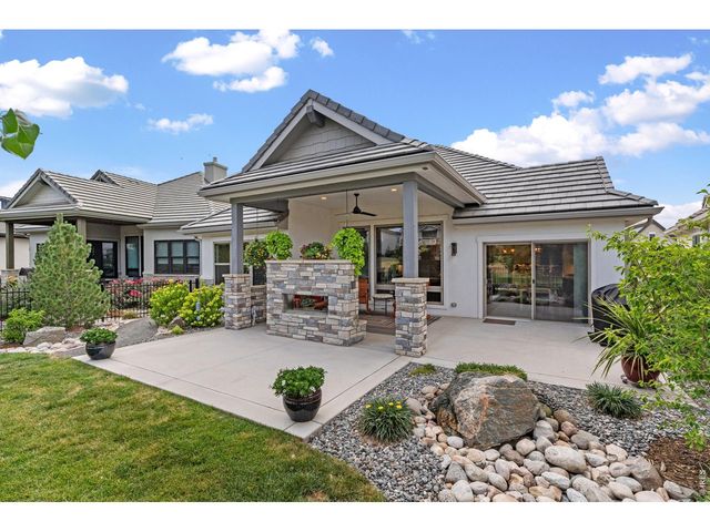 3284 Danzante Bay Ct, Berthoud, CO 80513