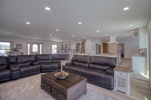 13804 PLUMOSA AVENUE, Hudson, FL 34667