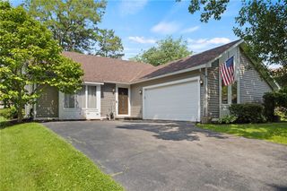 9 Hepatica Lane, Henrietta, NY 14586