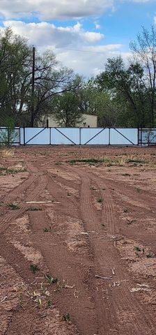 32 Entrada Aragon Road, Los Lunas, NM 87031