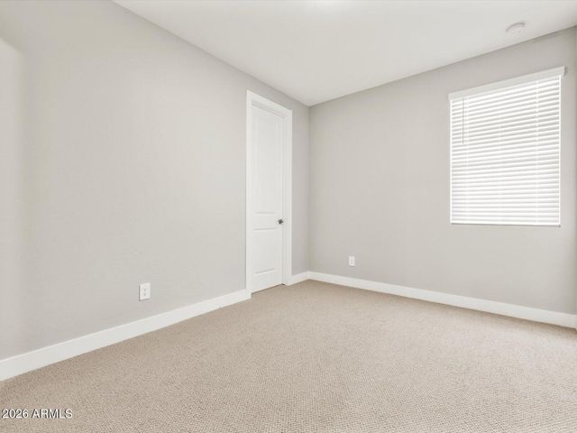 334 W FLATIRON Trail, Apache Junction, AZ 85120