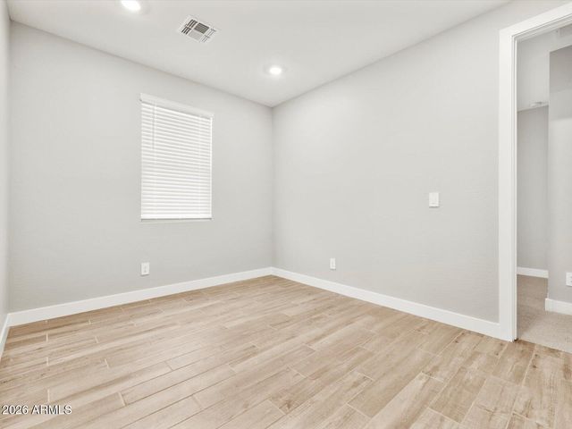 334 W FLATIRON Trail, Apache Junction, AZ 85120