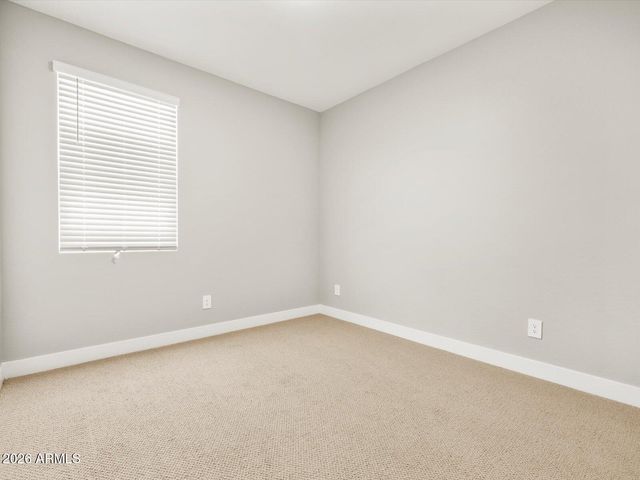 334 W FLATIRON Trail, Apache Junction, AZ 85120