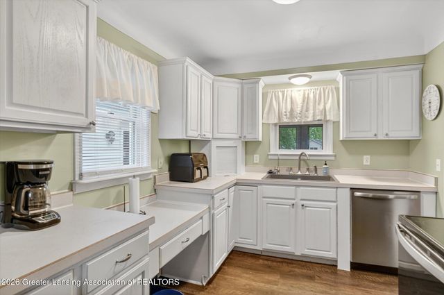 727 Center Street, Mason, MI 48854