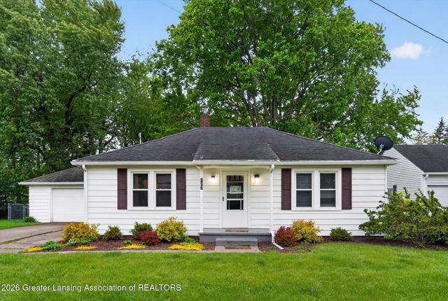 727 Center Street, Mason, MI 48854