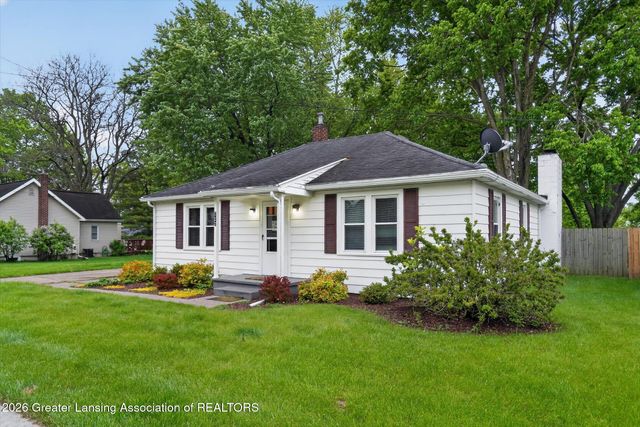 727 Center Street, Mason, MI 48854