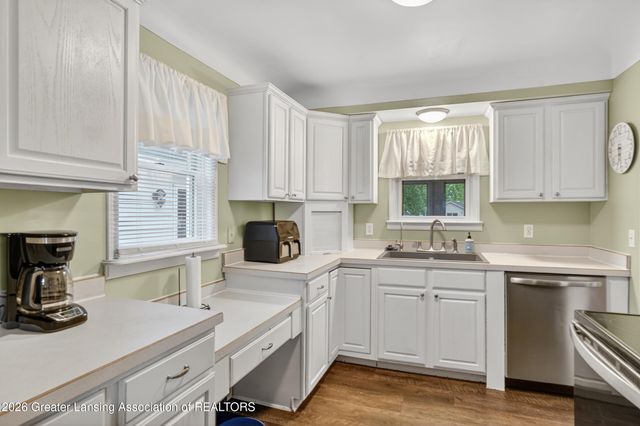 727 Center Street, Mason, MI 48854