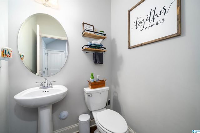 5150 MEADOWCREEK COURT, Bessemer, AL 35022