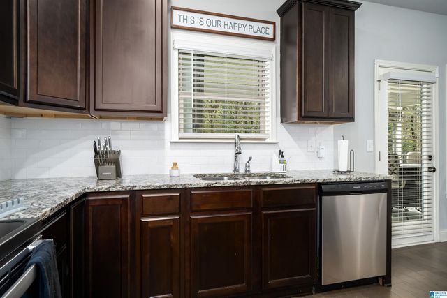 5150 MEADOWCREEK COURT, Bessemer, AL 35022