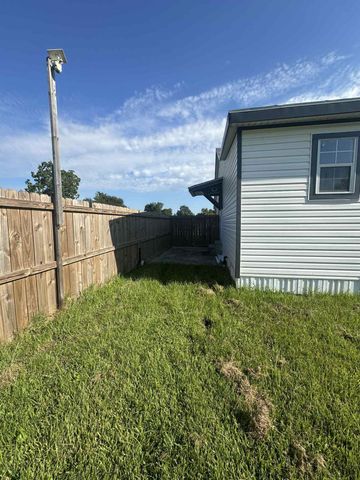 2206 8th St, Lake Charles, LA 70601