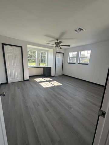 2206 8th St, Lake Charles, LA 70601