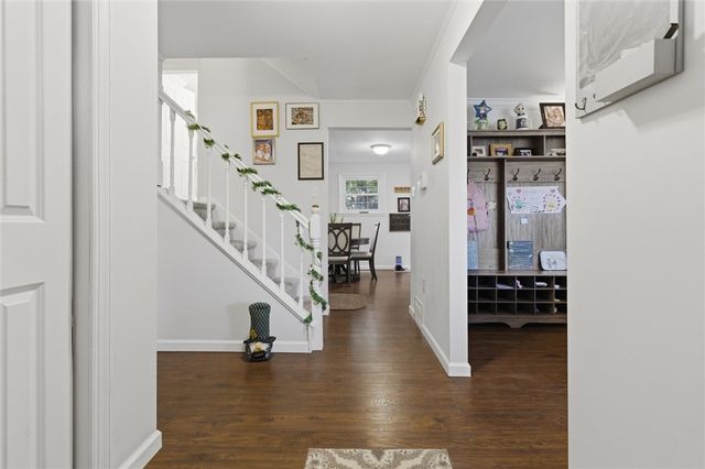 4301 Beverly Dr, Hopewell Twp, PA 15001