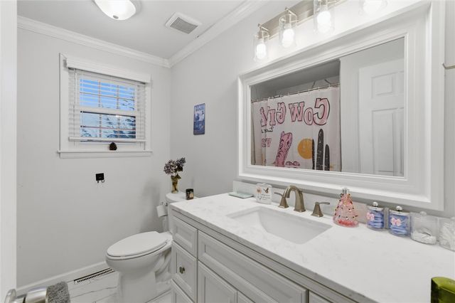 4301 Beverly Dr, Hopewell Twp, PA 15001