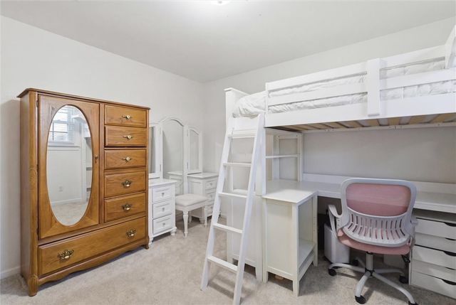 4301 Beverly Dr, Hopewell Twp, PA 15001