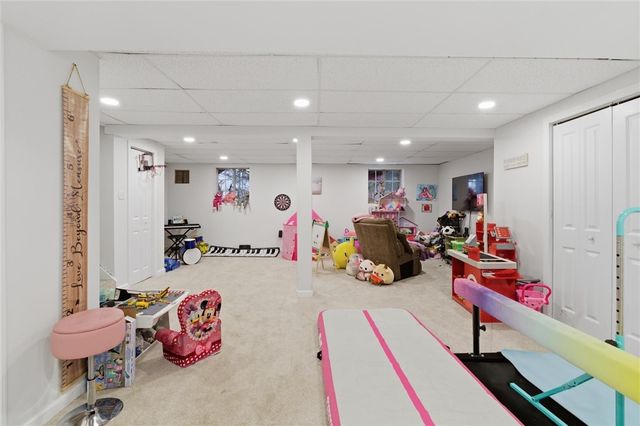 4301 Beverly Dr, Hopewell Twp, PA 15001