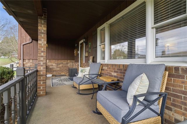 4301 Beverly Dr, Hopewell Twp, PA 15001