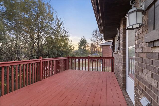 4301 Beverly Dr, Hopewell Twp, PA 15001