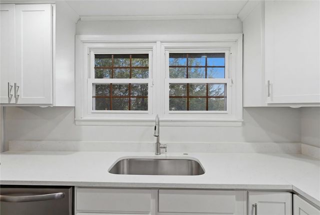 4301 Beverly Dr, Hopewell Twp, PA 15001