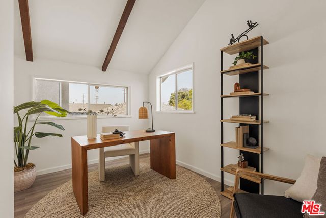 8115 Georgetown Avenue, Los Angeles, CA 90045