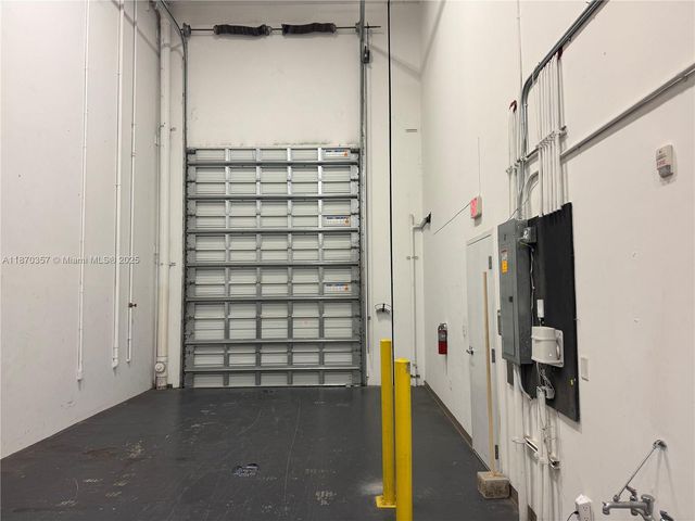 10889 NW 17th St 149, Sweetwater, FL 33172