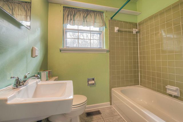 257 Sparrow Lane, Ringgold, GA 30736