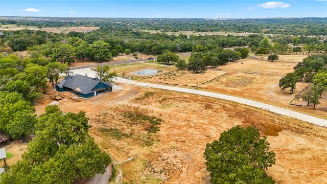 9816 Linington Lane, Argyle, TX 76226