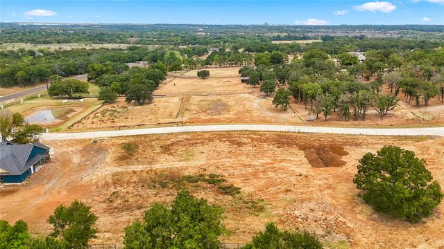 9816 Linington Lane, Argyle, TX 76226