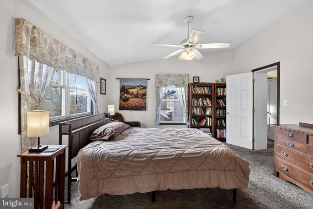 214 WAVERLY RD, Wilmington, DE 19803