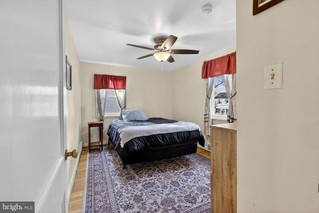 214 WAVERLY RD, Wilmington, DE 19803