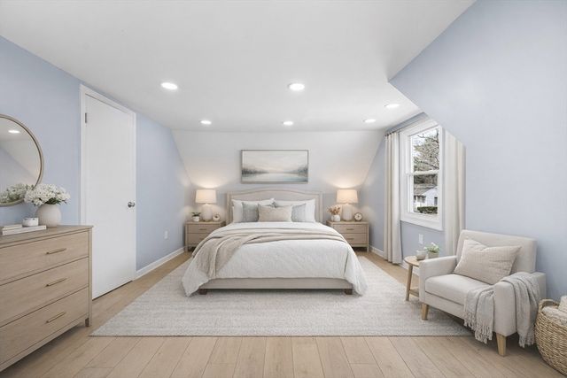 53 Pidgeon Dr, Springfield, MA 01119