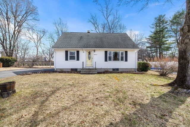 53 Pidgeon Dr, Springfield, MA 01119