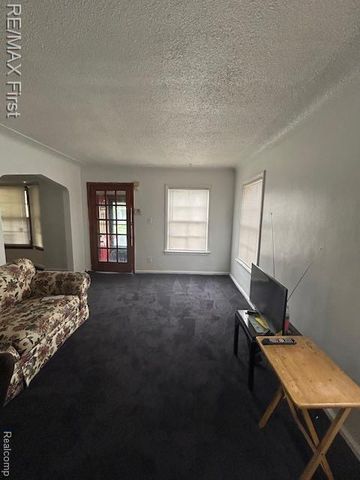 11084 Findlay Street, Detroit, MI 48205