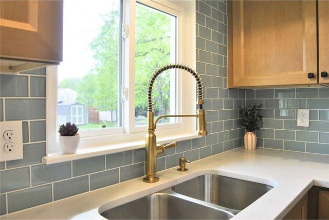 316 Leatherbark Rd, Cranberry Twp, PA 16066